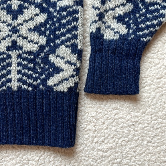 Vintage 80s Eddie Bauer Flower Pattern Knit Crewneck Wool Sweater - Picture 4 of 7